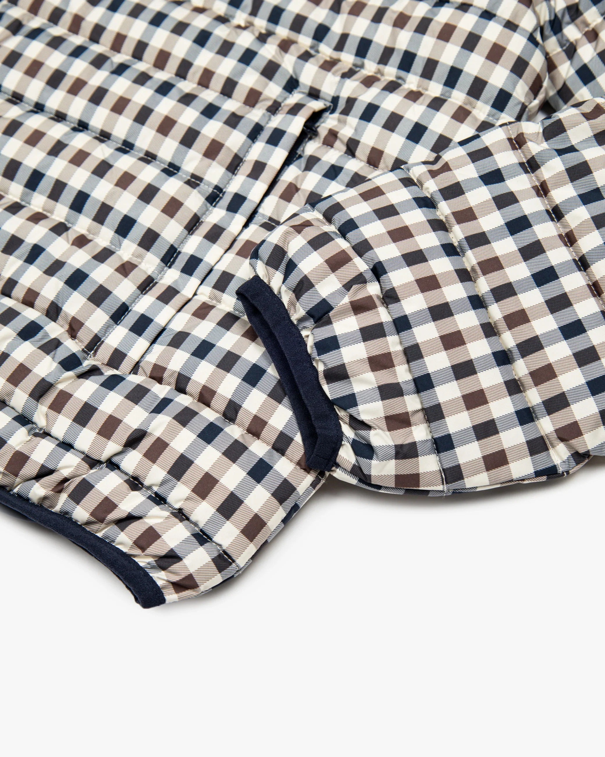 HOODED 100gsm - Image 3